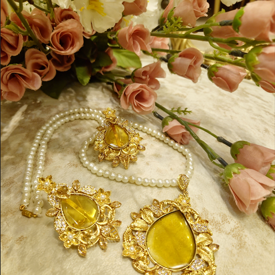 Golden Blossom Pearl Mala Set